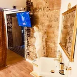 Love Room Jacuzzi Paris 4